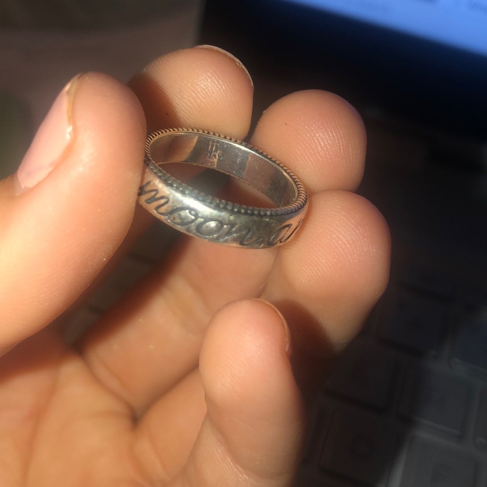 Ring - Picture 2 of 3